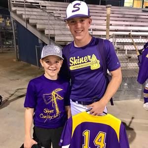 Meet your Posher, Tiffany